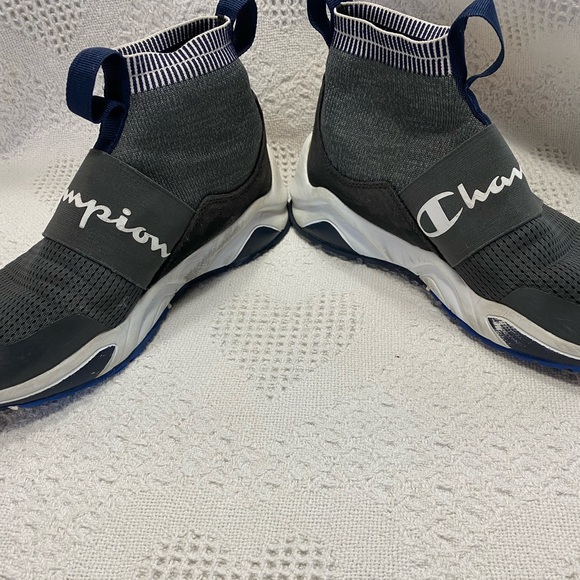 🍓Champion Sneakers (7.5) - Picture 6 of 10